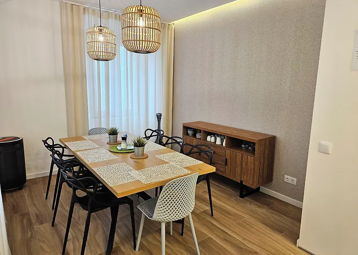 Surfsoul - לינה וארוחת בוקר פניש